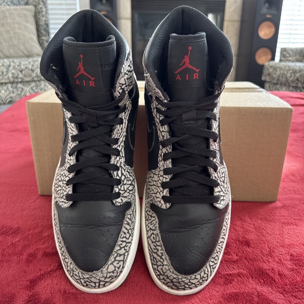 Jordan Men’s Athletic Shoes Black, Gray, Red - Picture 5 of 9